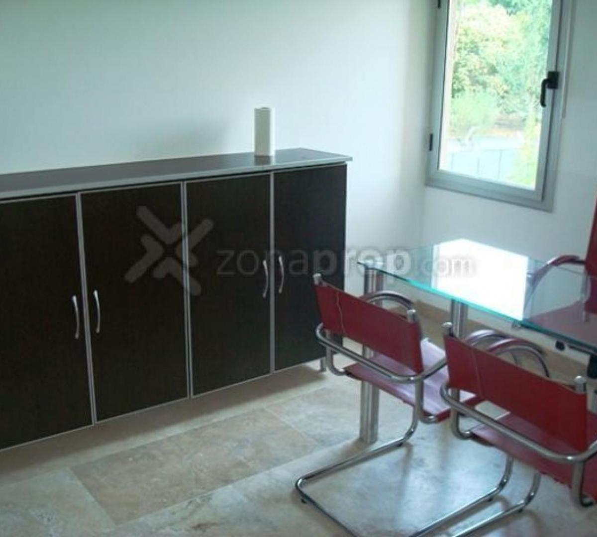 CASA EN VENTA 3 DORMITORIOS EN BARRIO CERRADO ALTOS DEL SOL