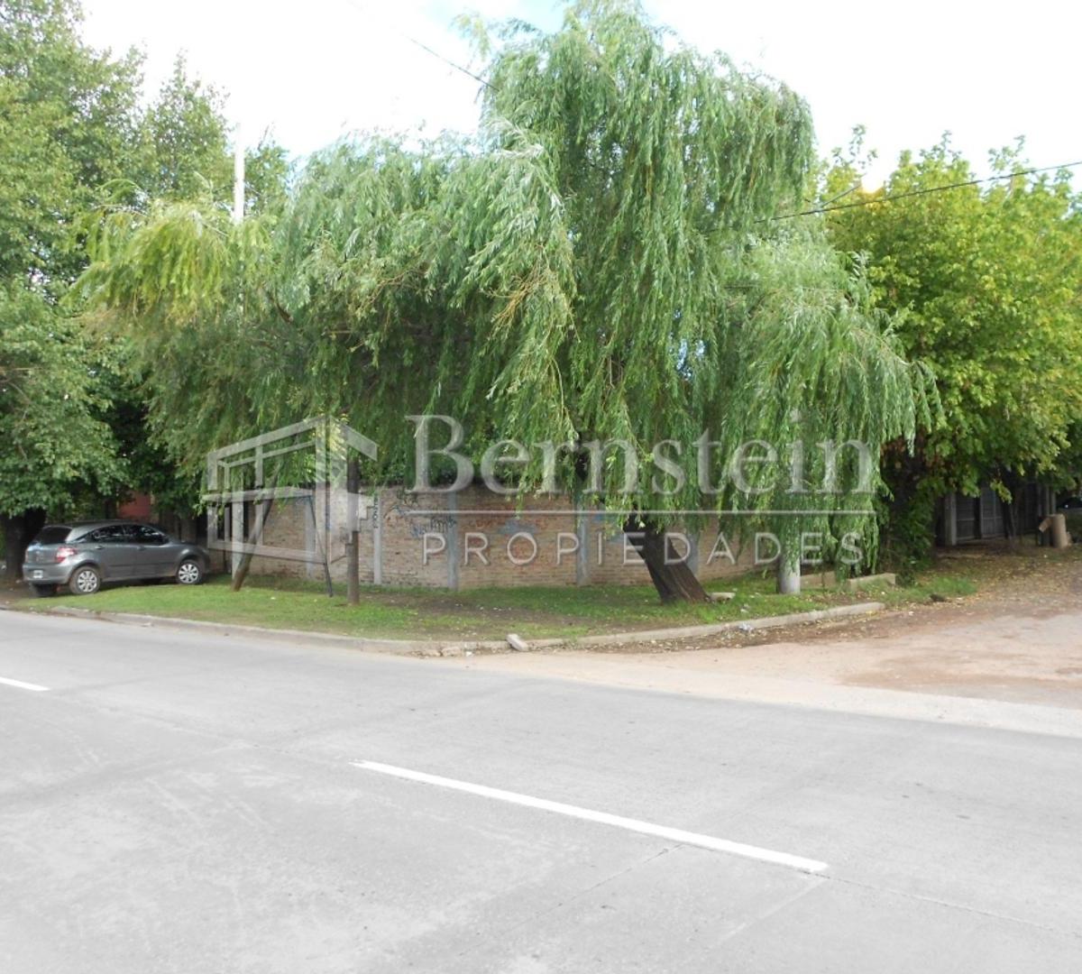 CASA EN VENTA COMERCIAL 2 DORMITORIOS EN ITUZAINGO ACC OESTE