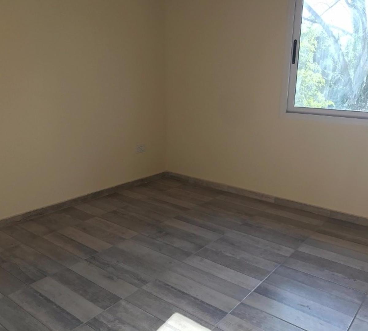 Foto de DUPLEX 2 DORMITORIOS EN VENTA UDAONDO ITUZAINGO, imagen 4