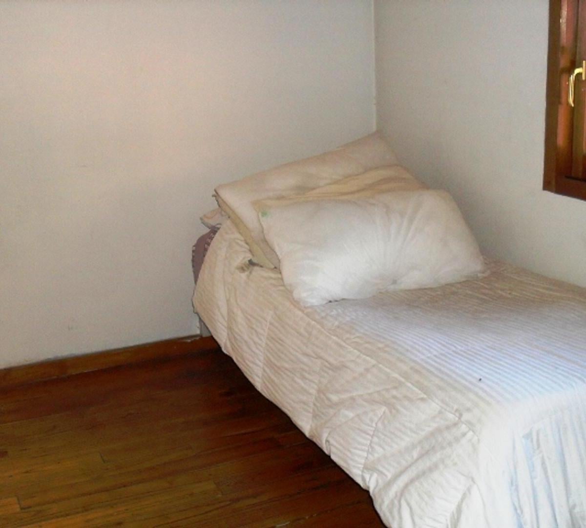 Foto de CASA DE CAMPO EN ALQUILER :: PARQUE LELOIR :: 5 AMBIENTES, imagen 3