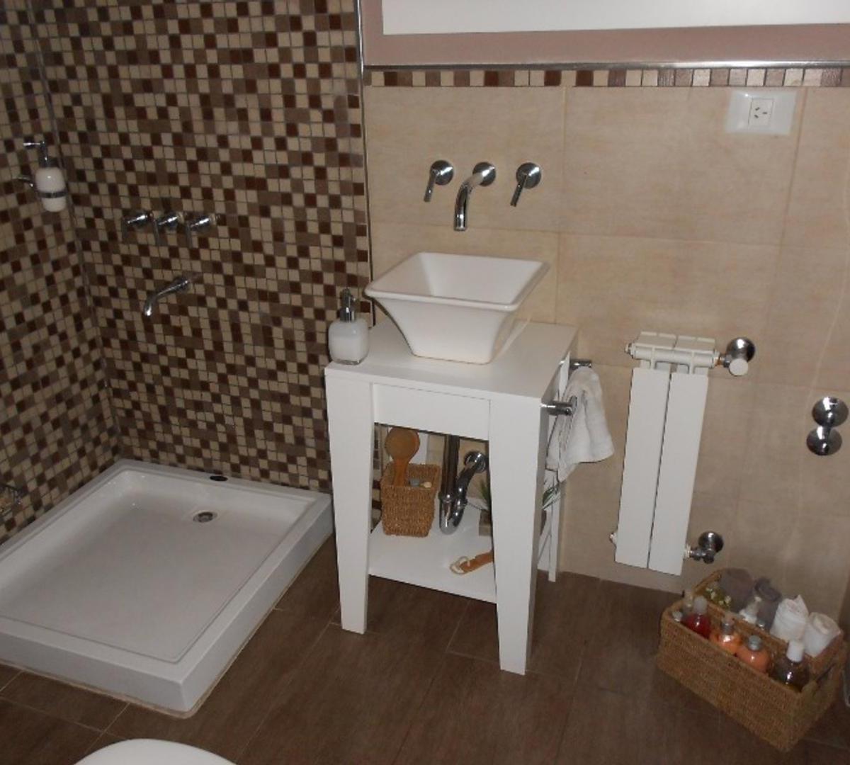 Foto de CASA EN VENTA :: ALTOS DEL SOL :: 5 AMBIENTES, imagen 3