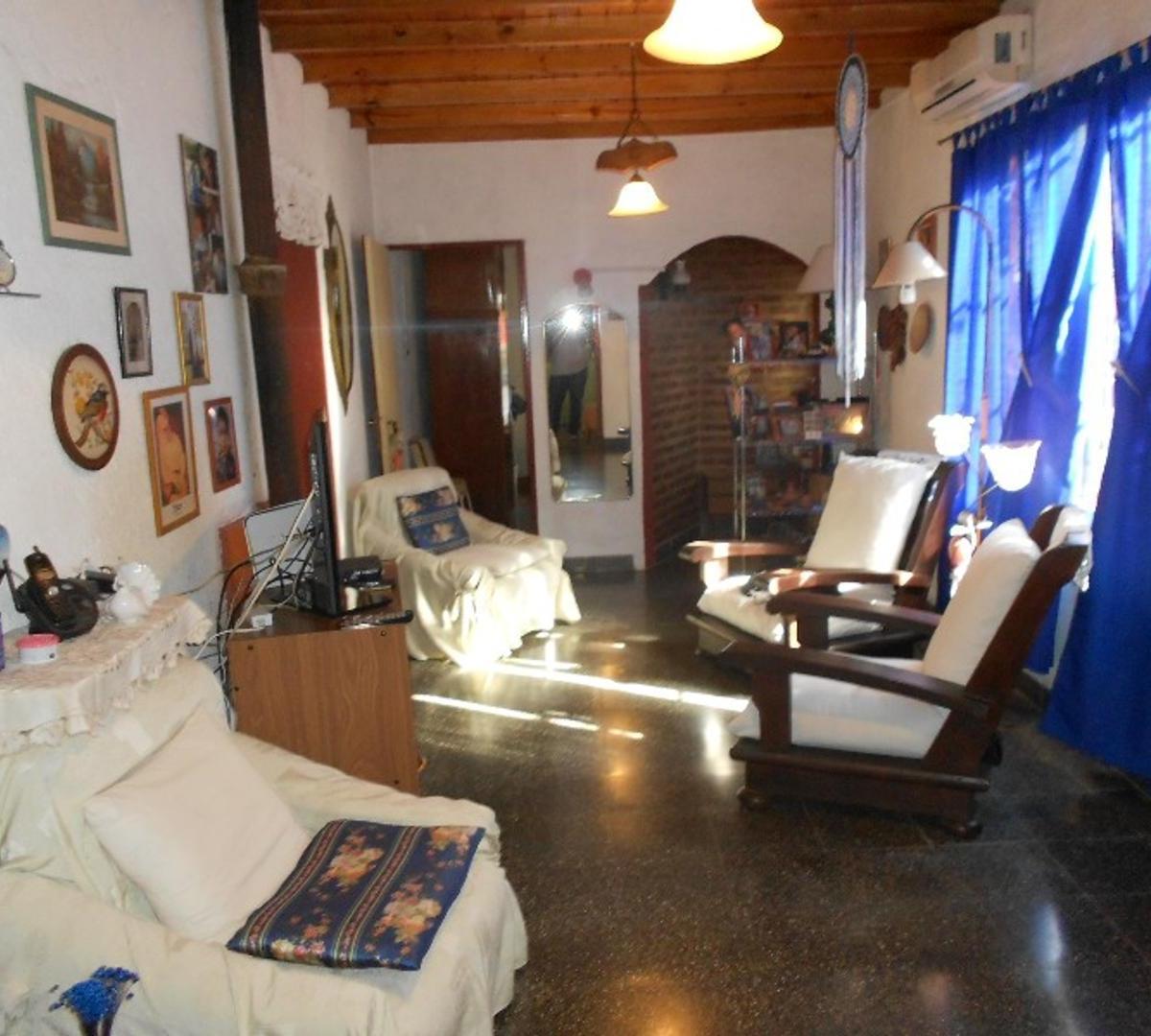 Foto de CASA EN VENTA :: UDAONDO :: 4 AMBIENTES :: 697m2, imagen 3
