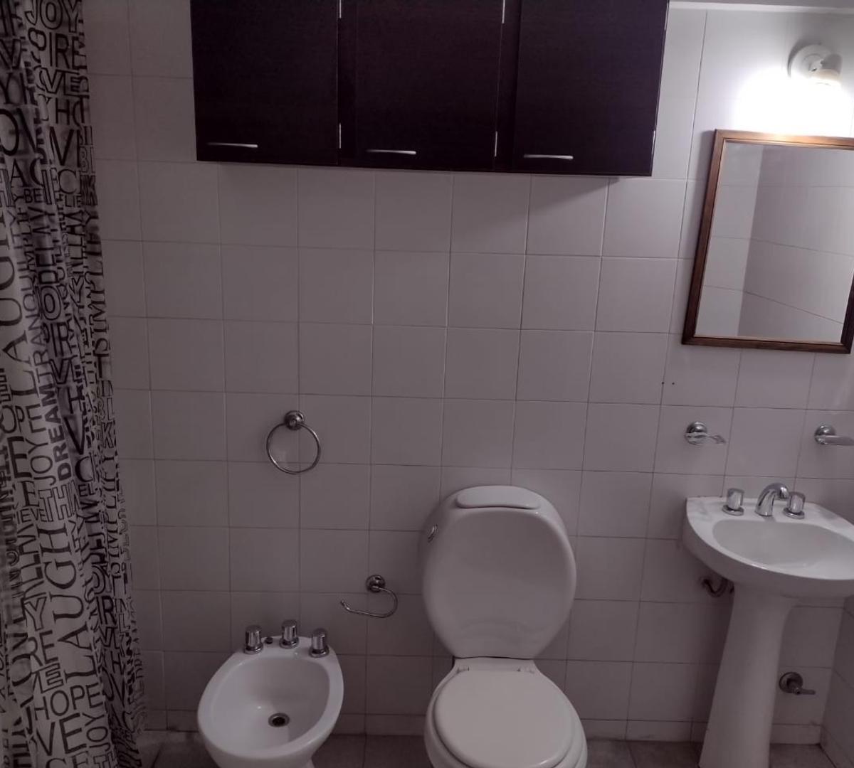 Foto de DEPARTAMENTO EN VENTA : MONOAMBIENTE DIVISIBLE : MORON 39m2, imagen 4