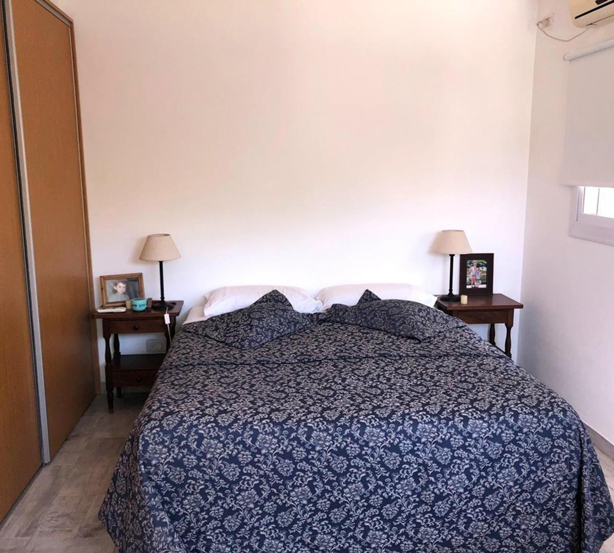 CASAQUINTA EN VENTA :: 3 AMB :: LELOIR/UDAONDO :: 946m2
