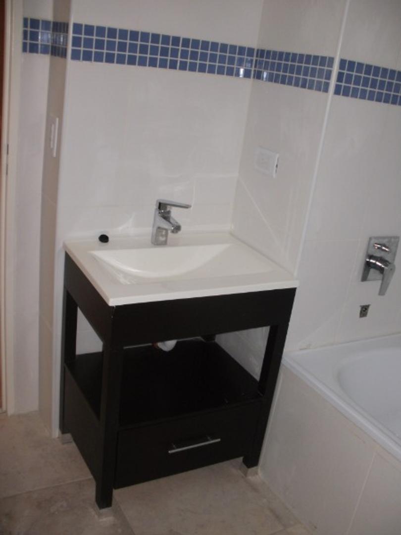 Departamento en Venta: 2 Ambientes con Cochera: Morón 2