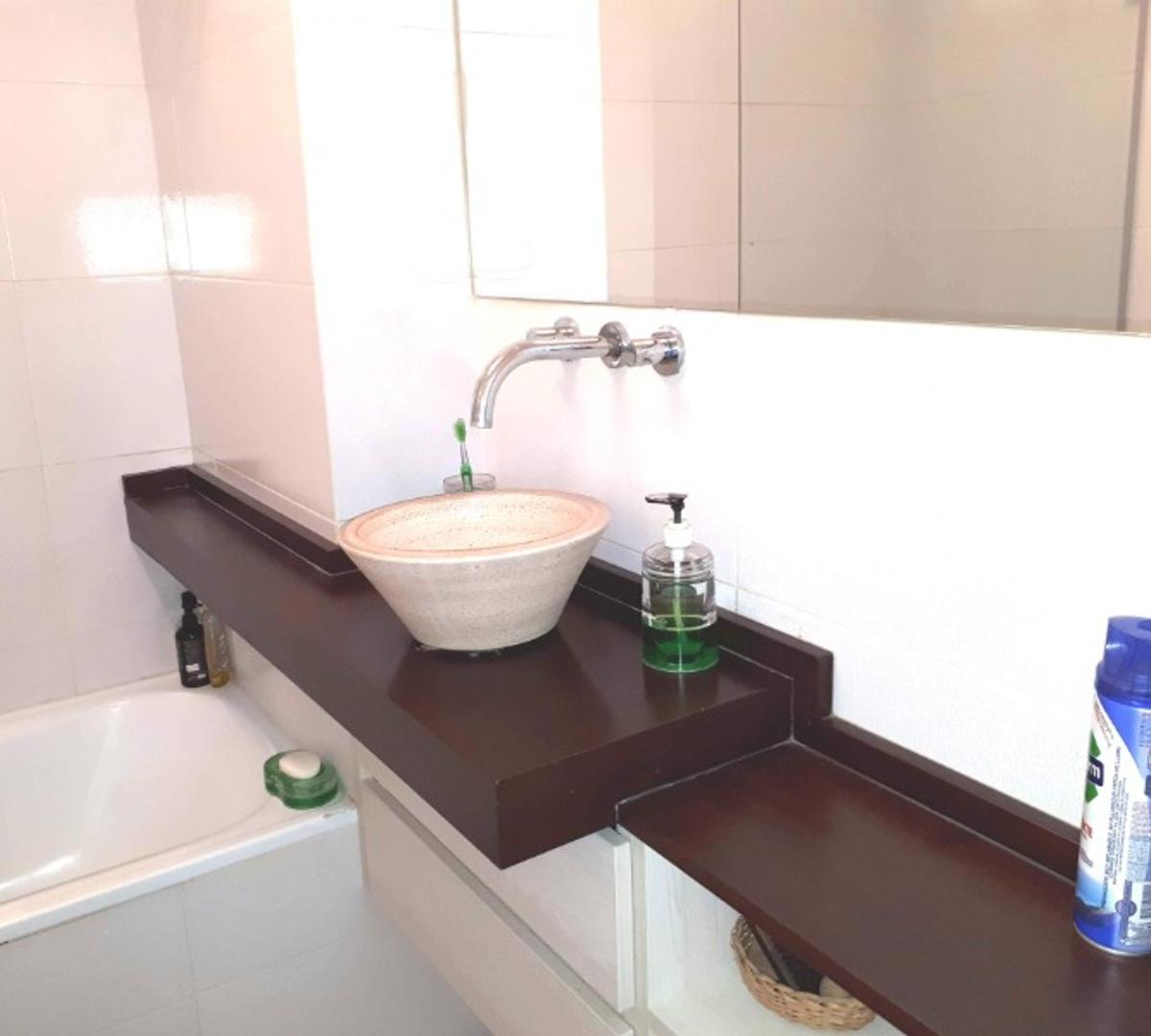 DEPARTAMENTO EN VENTA :: CASTELAR NORTE :: 4 AMBIENTES