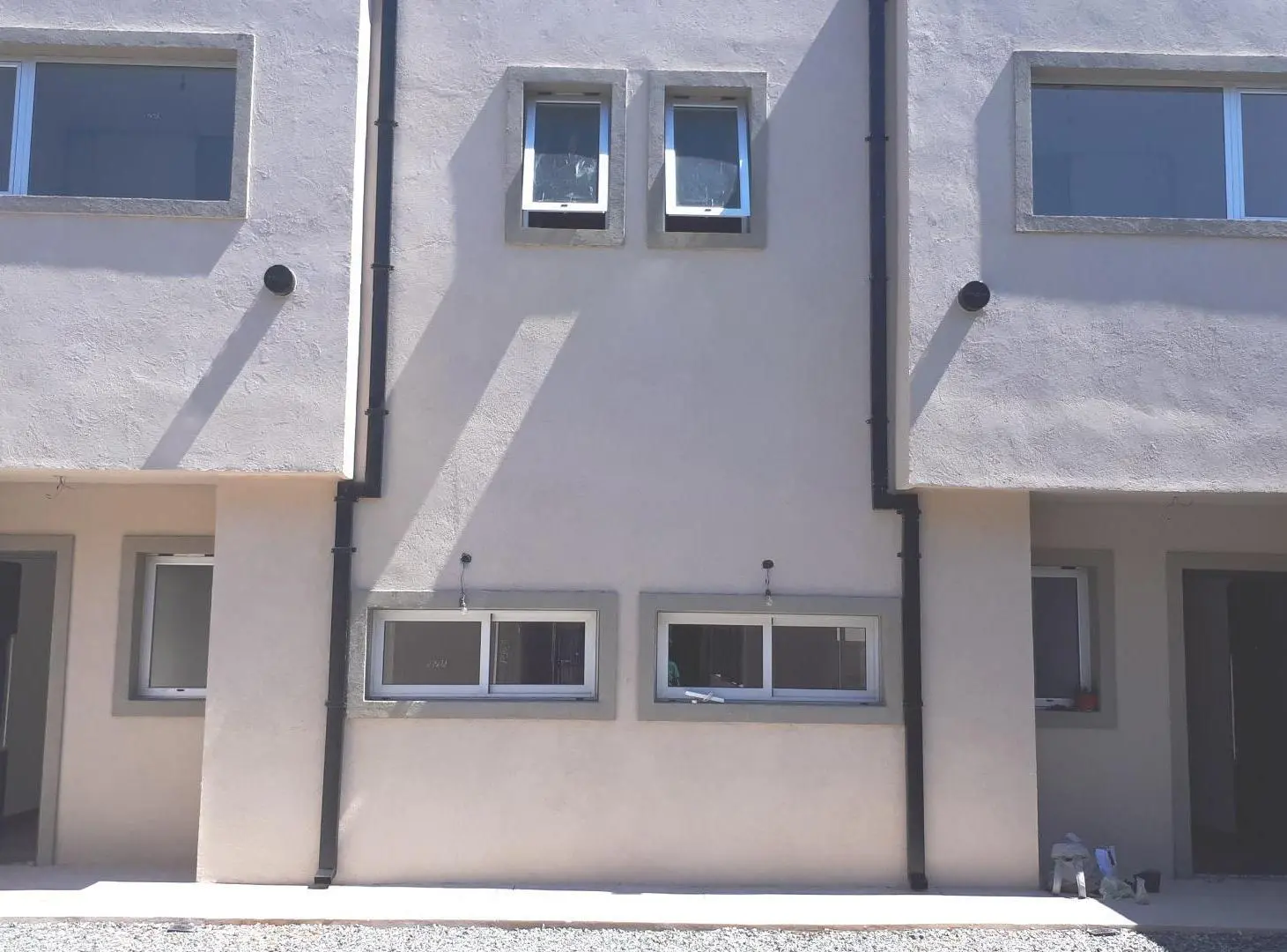 DUPLEX EN VENTA : 3 AMBIENTES : ITUZAINGO NORTE 2