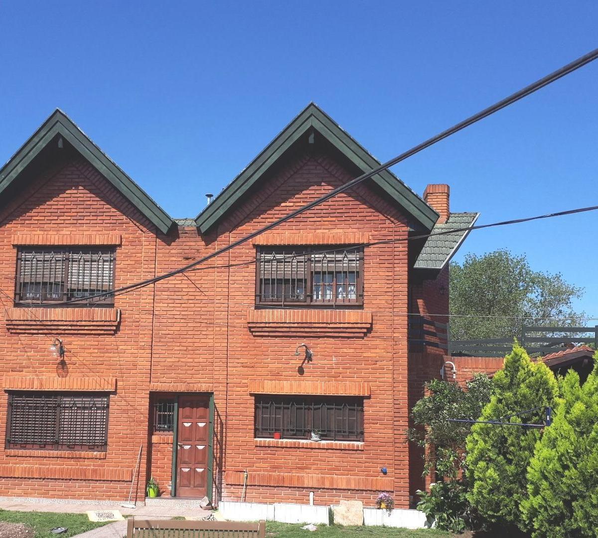 Casa en Venta: 5 Ambientes: Ituzaingo: 1335 m² 4