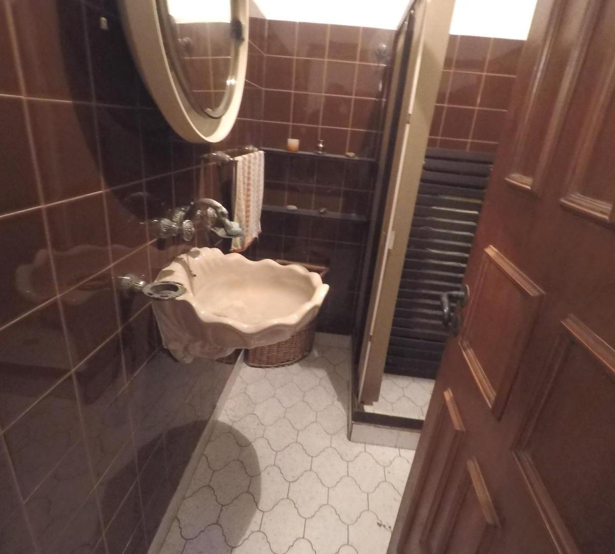 Foto de CASAQUINTA EN VENTA :: 7 AMBIENTES :: PARQUE LELOIR :: 1602m, imagen 2