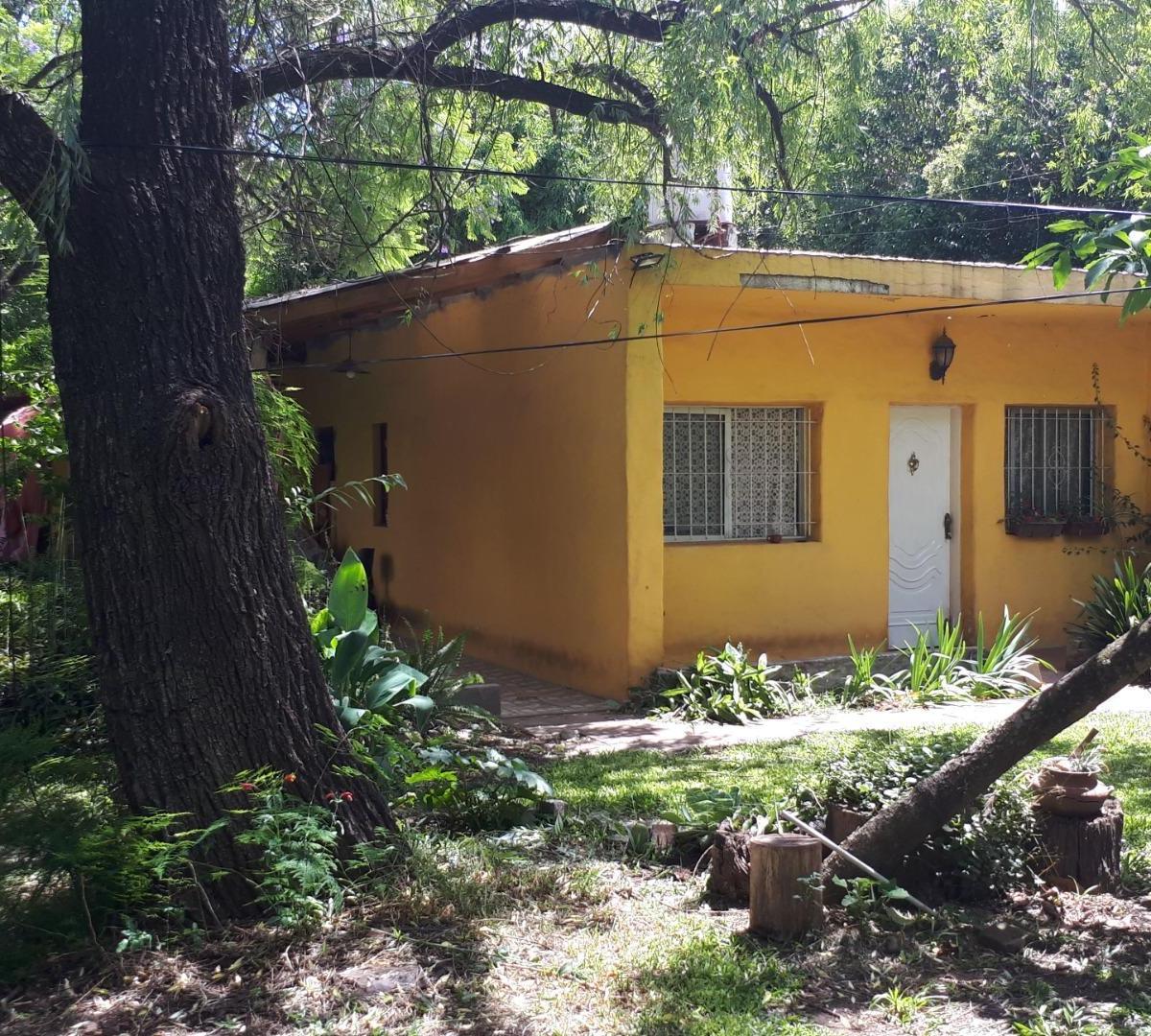CASA EN VENTA: 3 AMB::UDAONDO/H MIRIAM::309m2 y 80m2 CUB