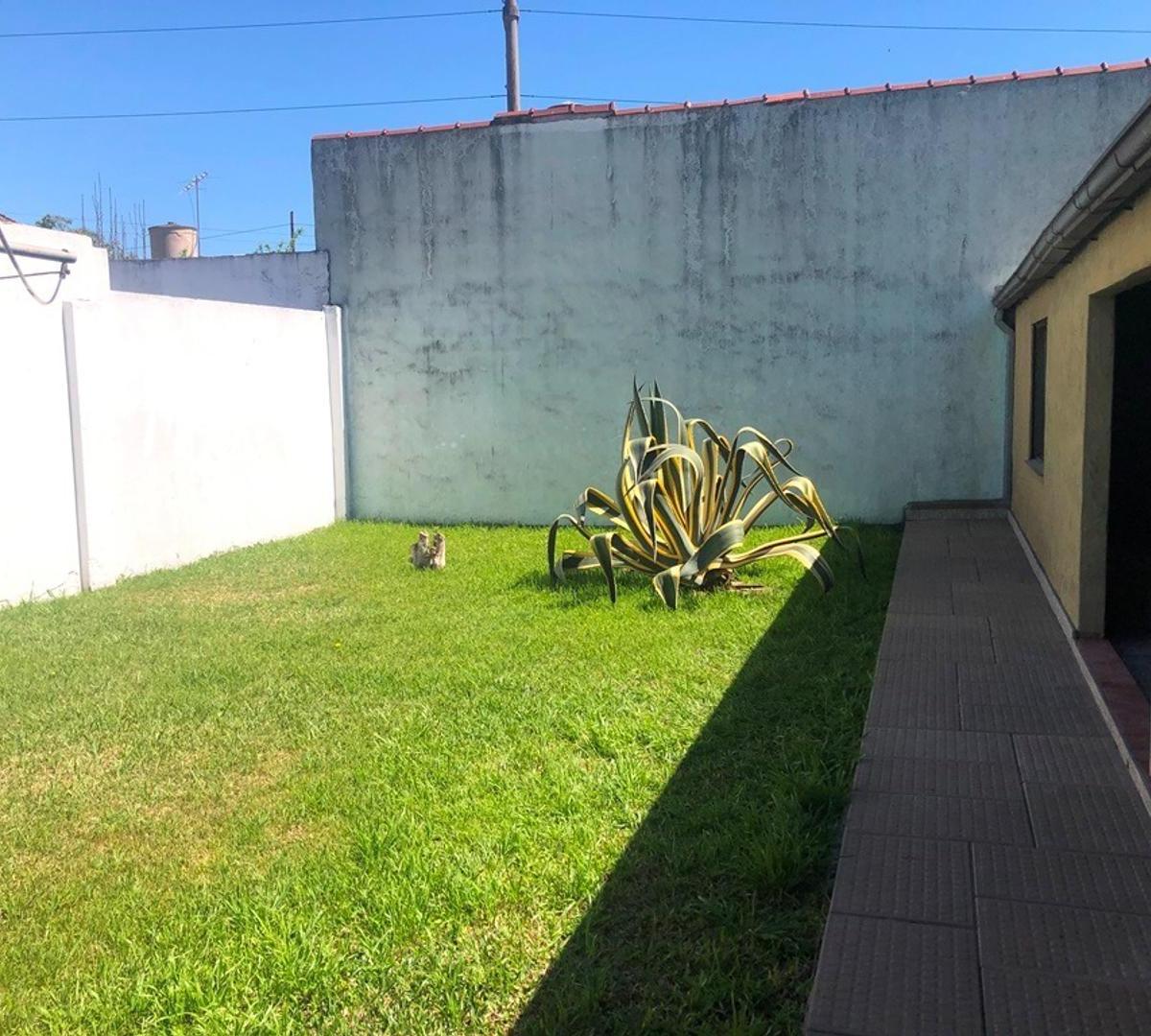 Casa en Venta: Ituzaingo Norte: 3 Ambientes 4