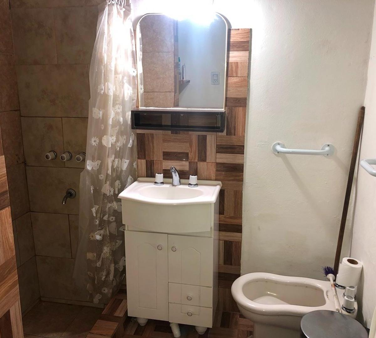 CASA EN VENTA :: PH :: 4 AMBIENTES :: UDAONDO