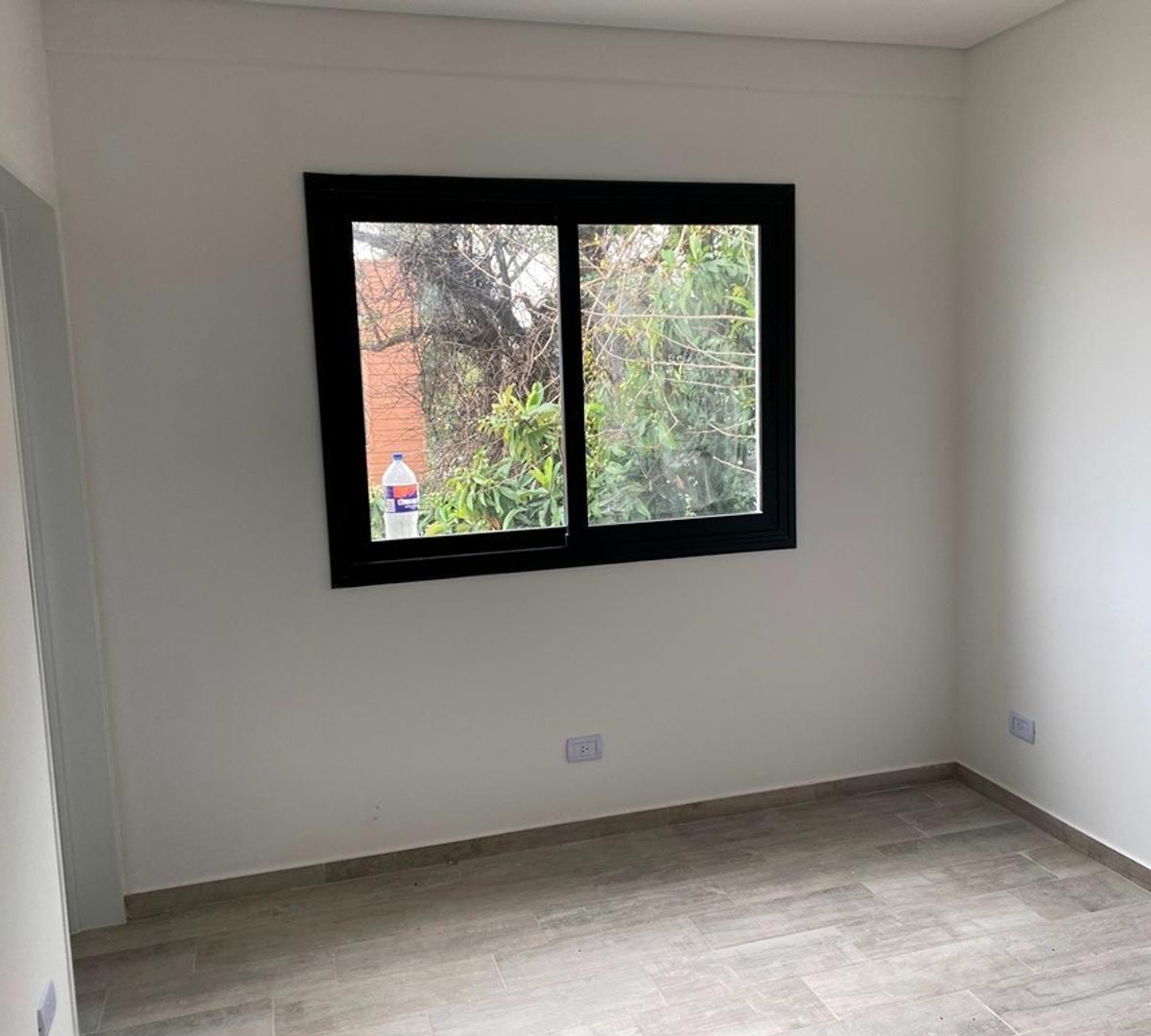 Duplex a Estrenar: 4 Ambientes: en Complejo 5