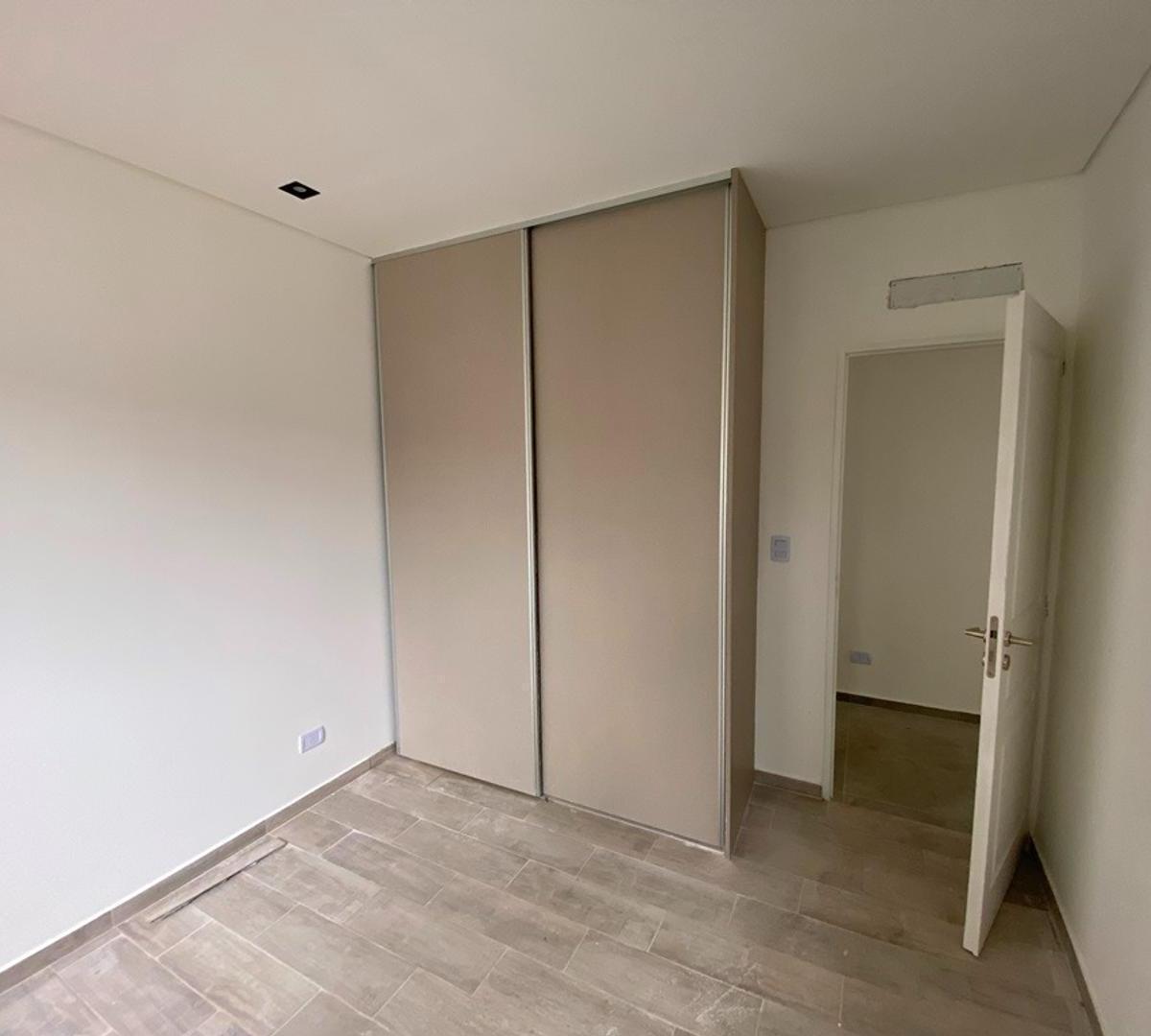 Duplex a Estrenar: 4 Ambientes: en Complejo 2