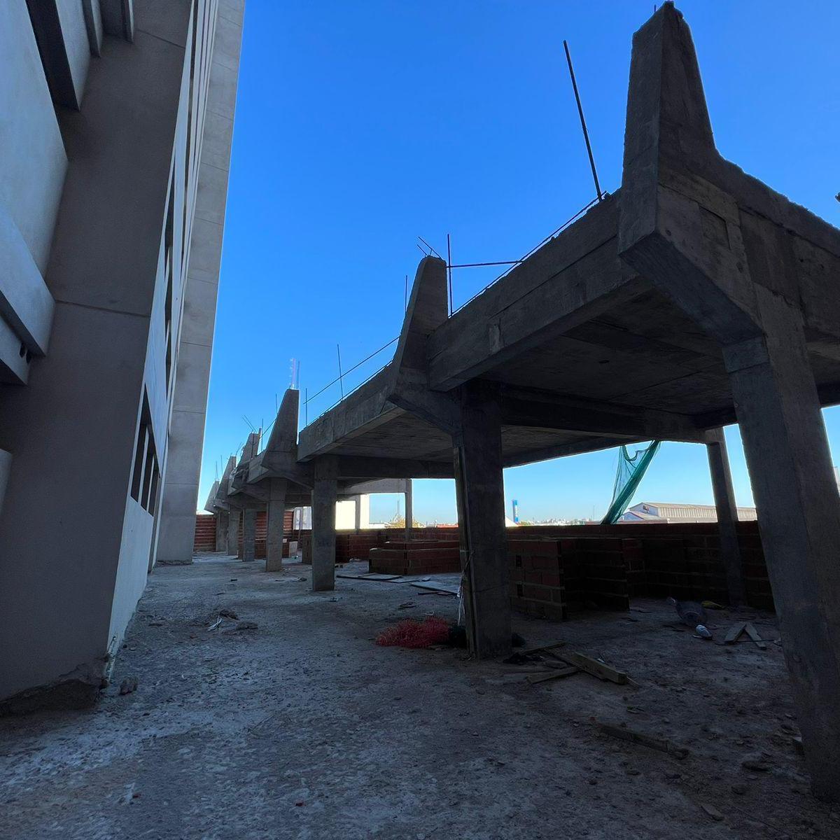 Departamento de Cuatro Ambientes en Venta en Avellaneda 3
