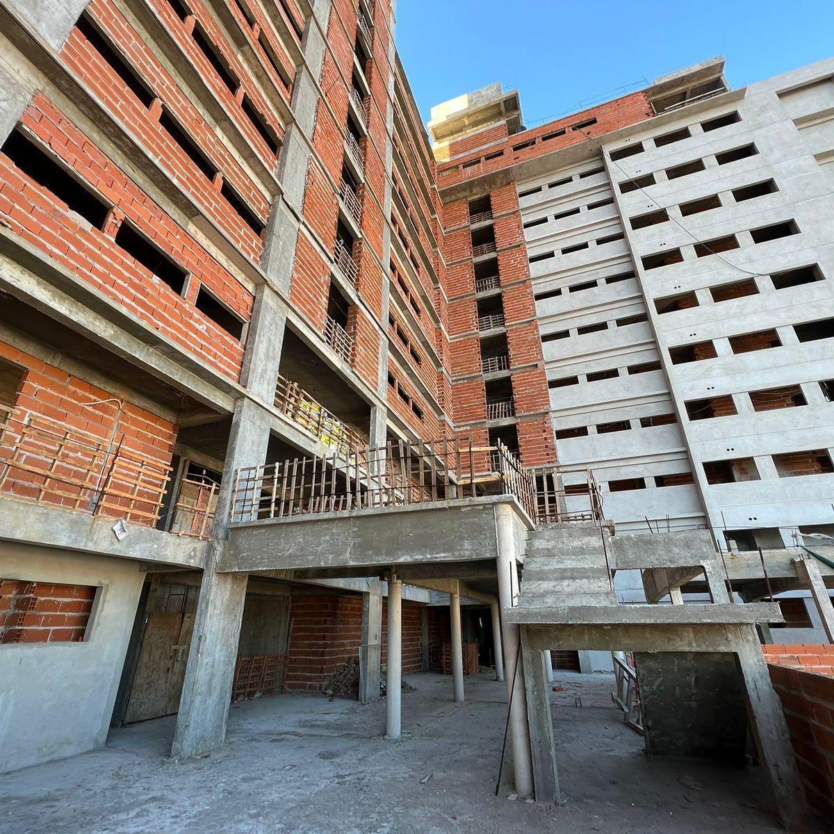 Departamento de Tres Ambientes a La Venta en Avellaneda 2