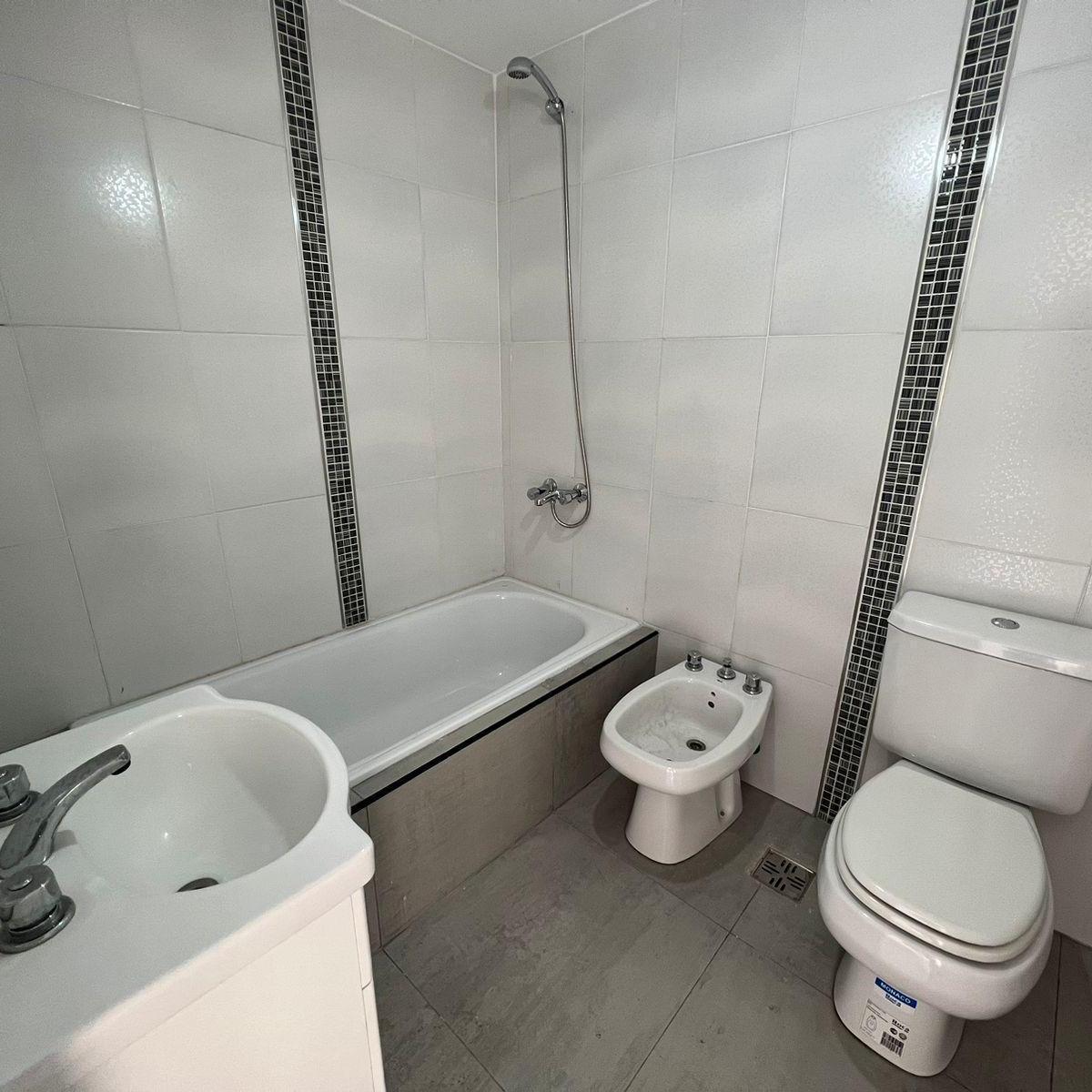 Departamento en El Centro de Avellaneda a La Venta 3