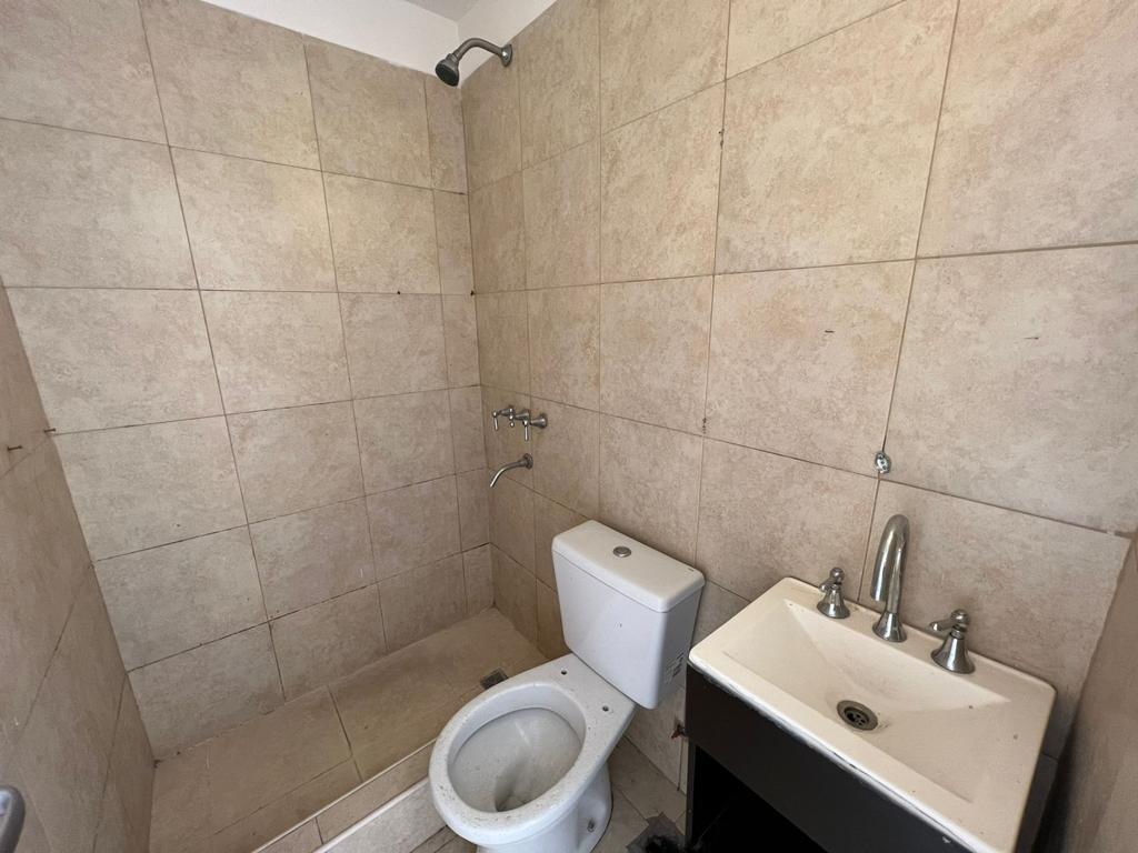 Departamento de Dos Ambientes a La Venta 4