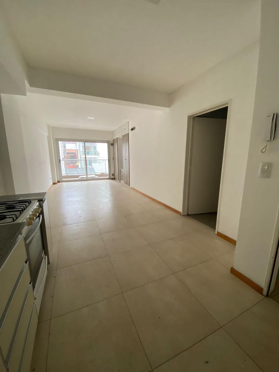 Piaggio 100, Avellaneda ¡Departamento Monoambiente a La Venta, Centro de Avellaneda! 2