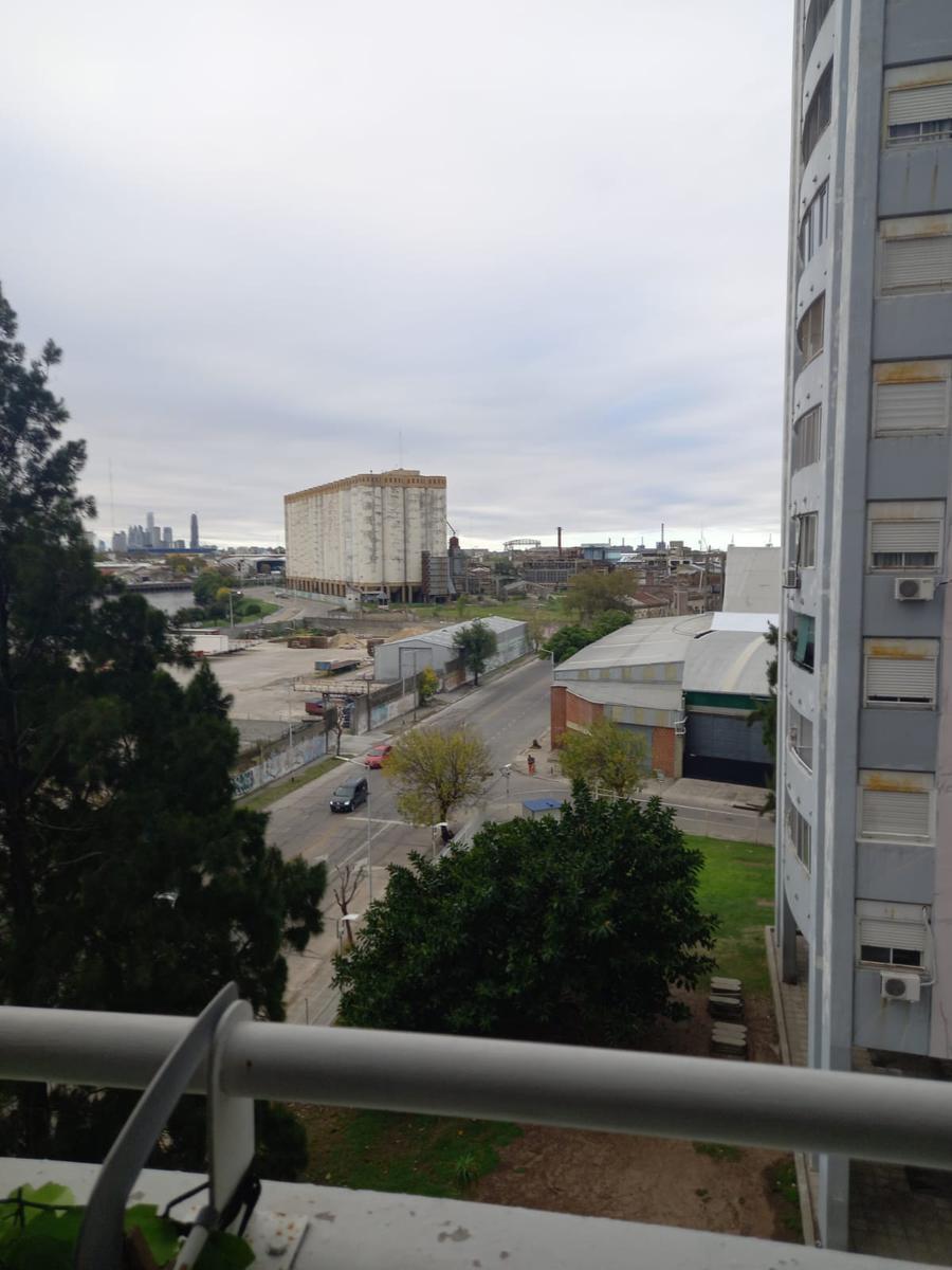 Tres Ambientes en Venta en Avellaneda 4