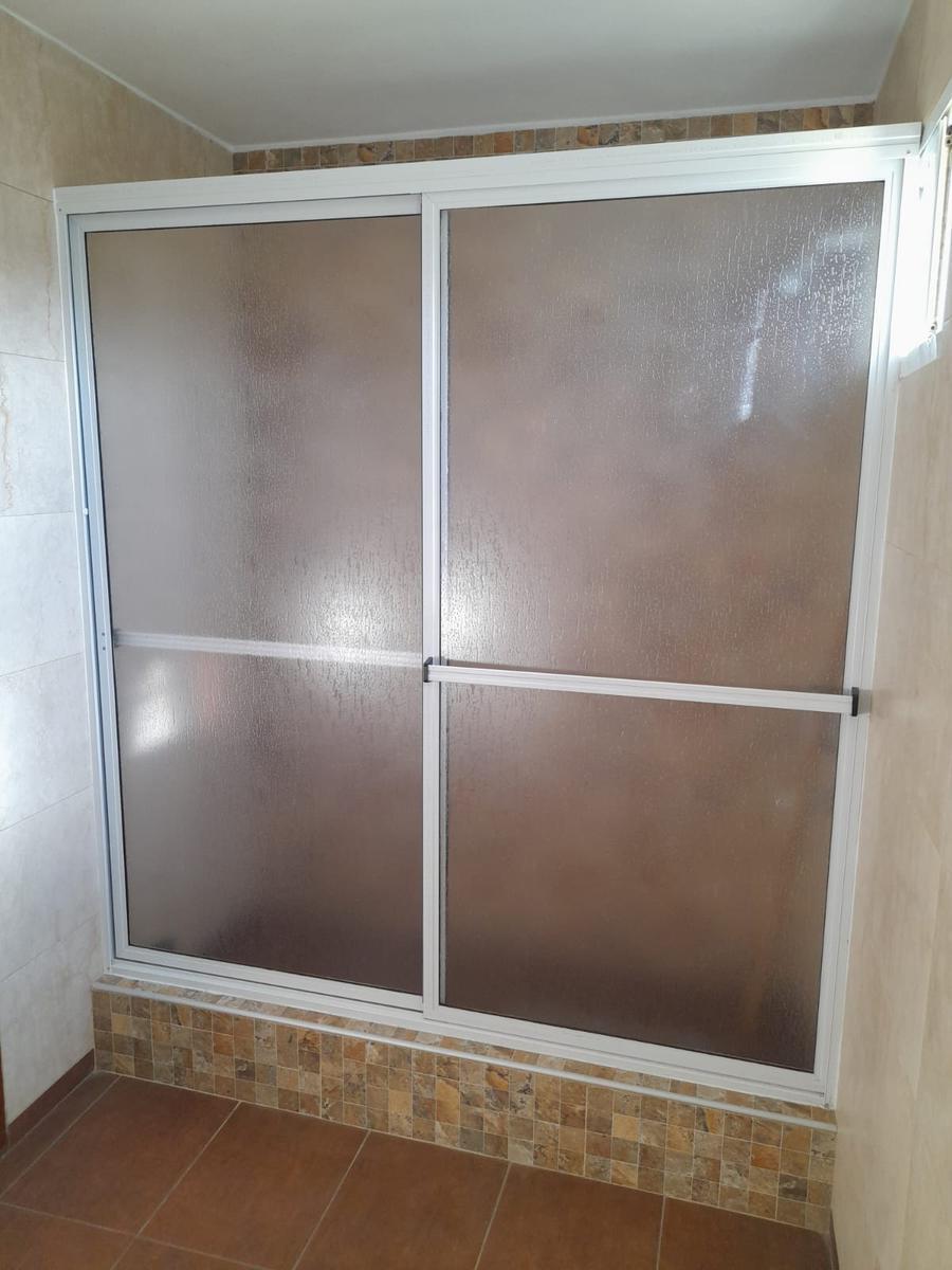 Casa de Cuatro Ambientes en Venta en Costa del Este, Costa Atlantica 2
