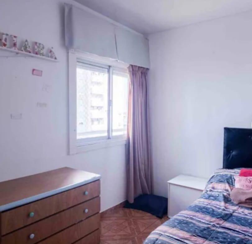 Departamento de Tres Ambientes con Cochera a La Venta en Torres Pueyrredon 1