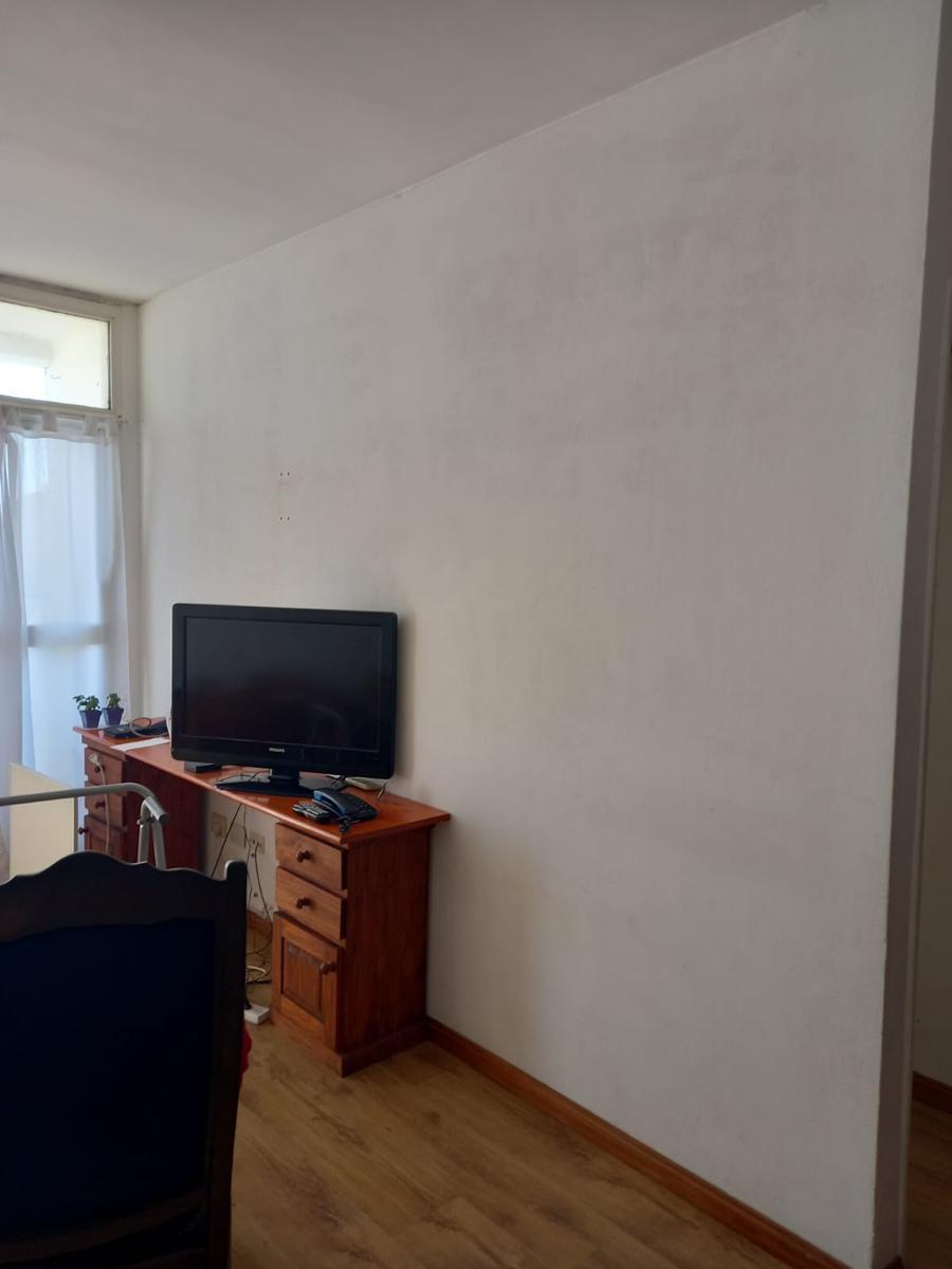 Departamento Dos Ambientes en Venta en Torres Pueyrredon 2