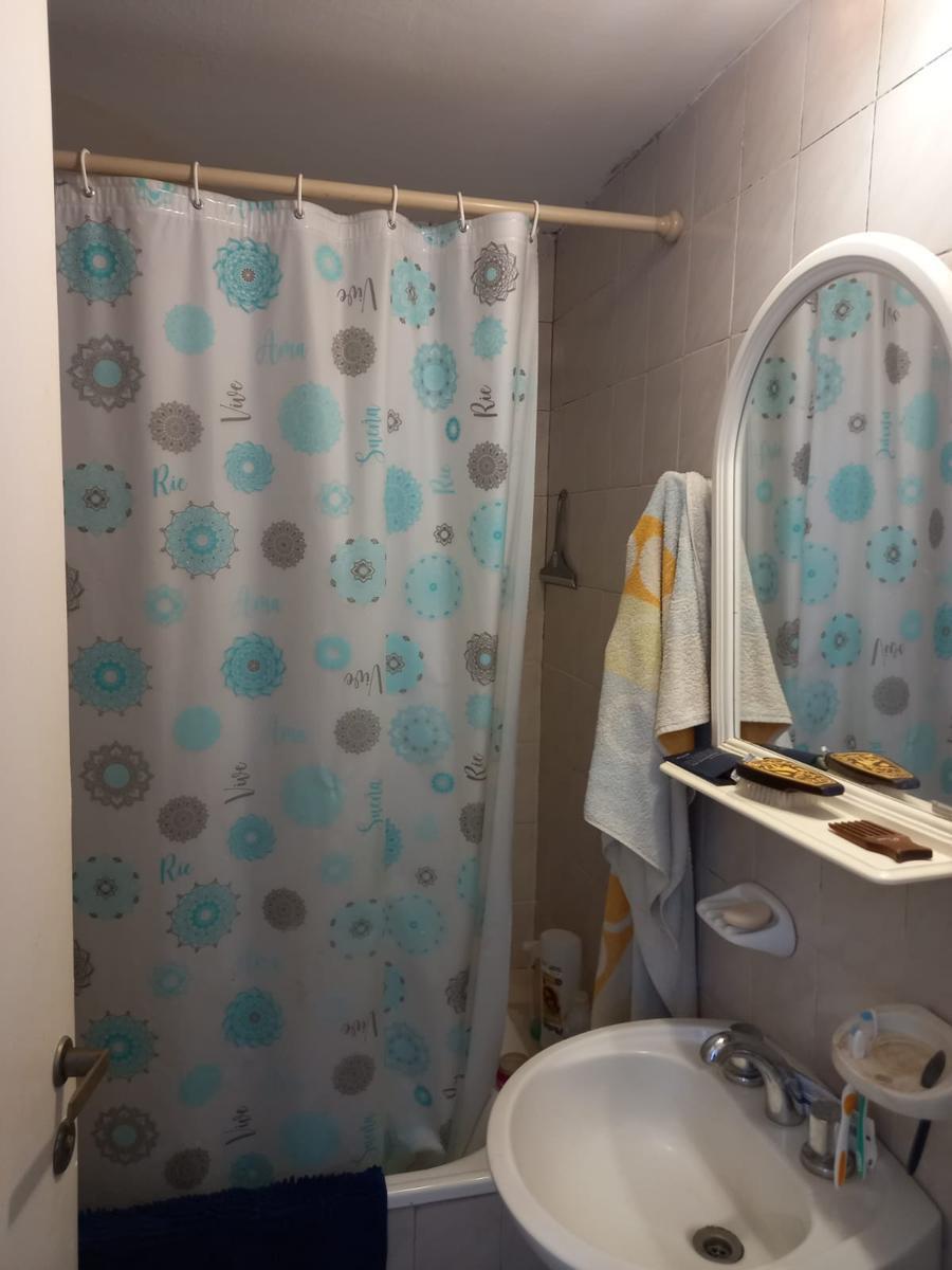 Departamento Dos Ambientes en Venta en Torres Pueyrredon 5