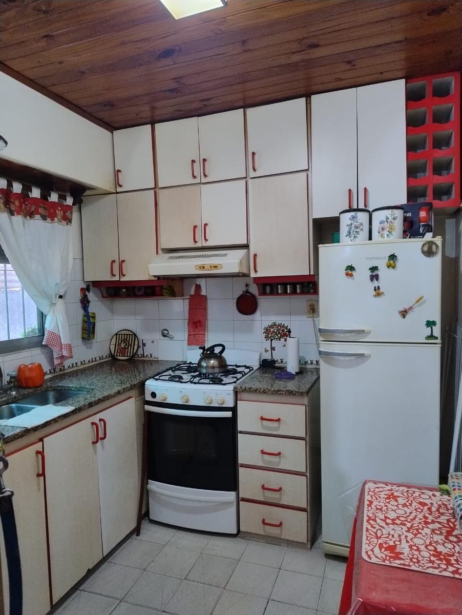 Departamento PH Dos Ambientes a La Venta en Avellaneda 4