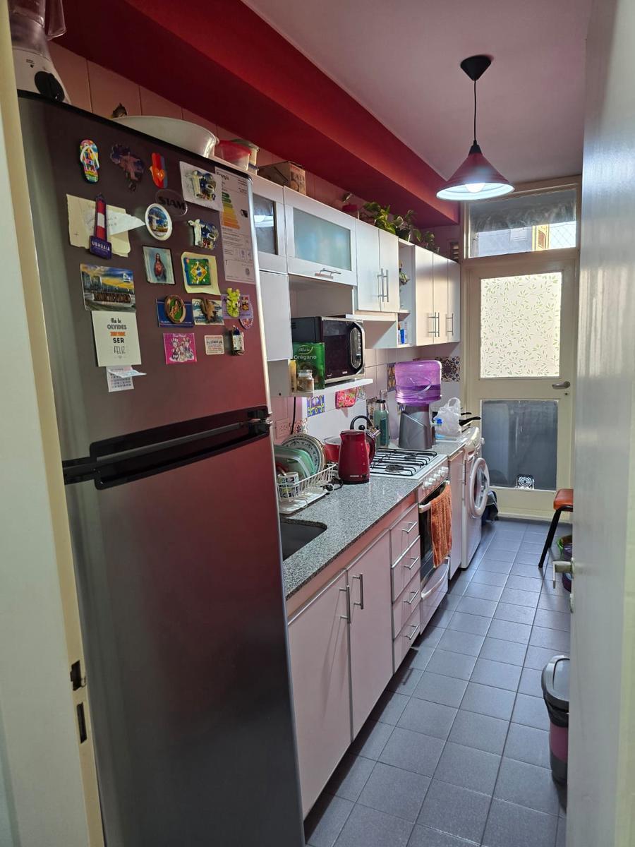 Departamento de Dos Ambientes con Cochera en Venta en Avellaneda 1