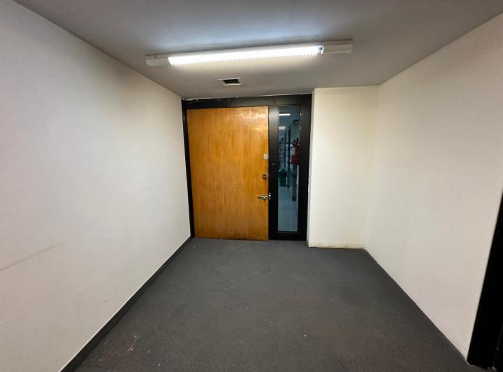 Oficina de ocho ambientes en Venta 2