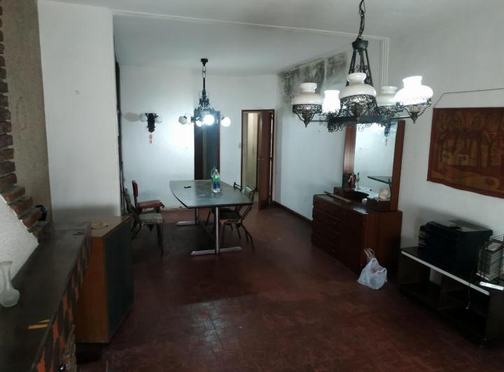 Casa de cinco ambientes en Venta en Wilde 4