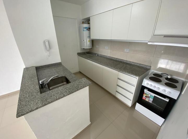 Departamento de dos ambientes en Alquiler en Wilde 5