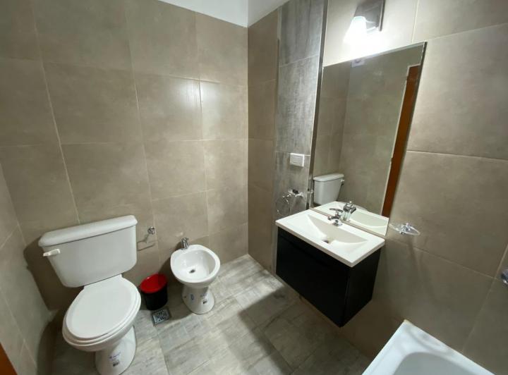 Departamento de dos ambientes en Alquiler en Wilde 3