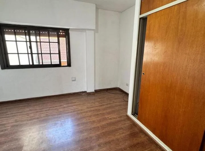 Departamento dos ambientes espacio guarda coche wilde en alquiler cochera 4