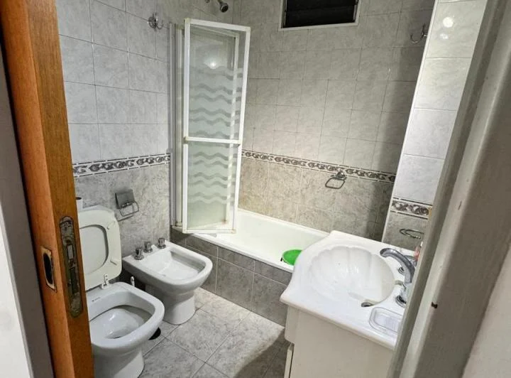 Departamento dos ambientes espacio guarda coche wilde en alquiler cochera 3