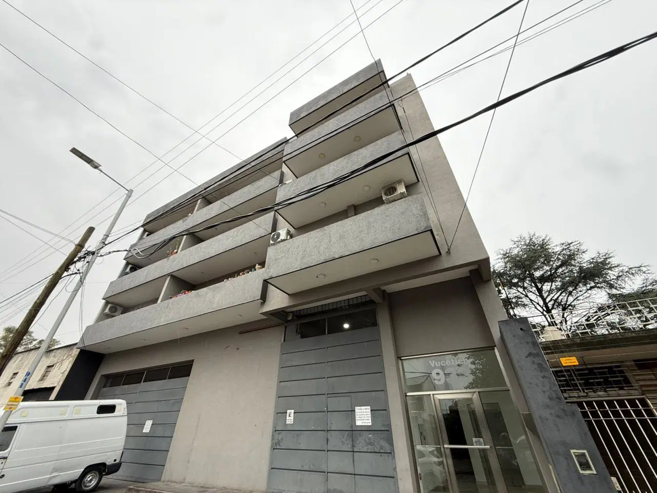 Departamento de dos ambientes en Alquiler en Wilde 2