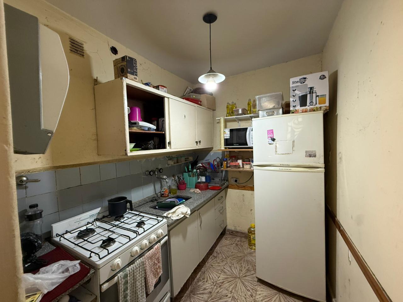 Foto de Galpón en Wilde departamento tres ambientes inversor taller en venta, imagen 5