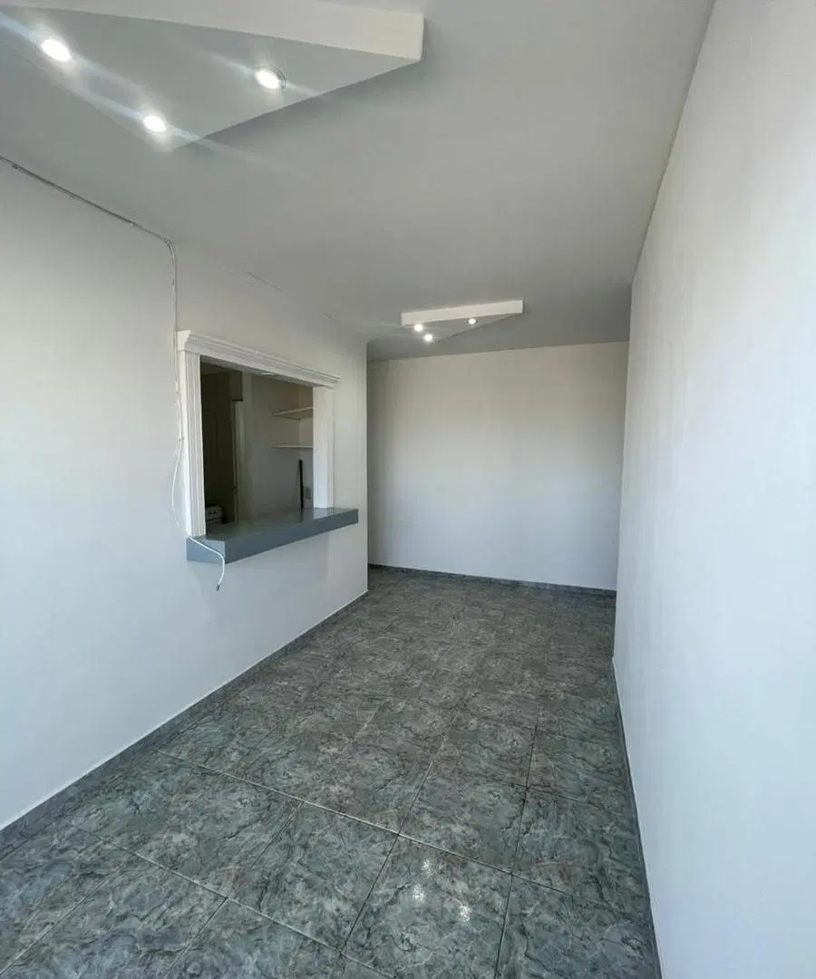 Departamento de tres ambientes en venta en Avellaneda 2