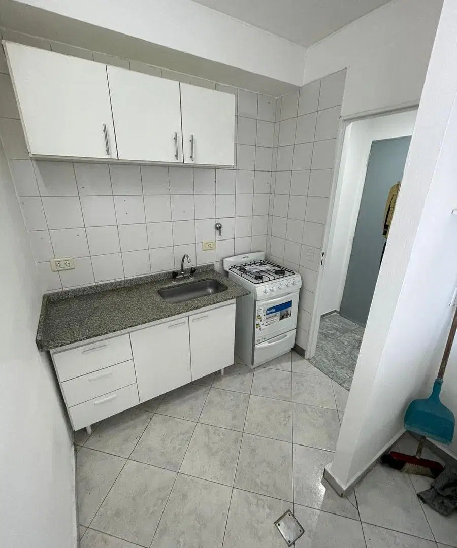 Departamento de tres ambientes en venta en Avellaneda 1