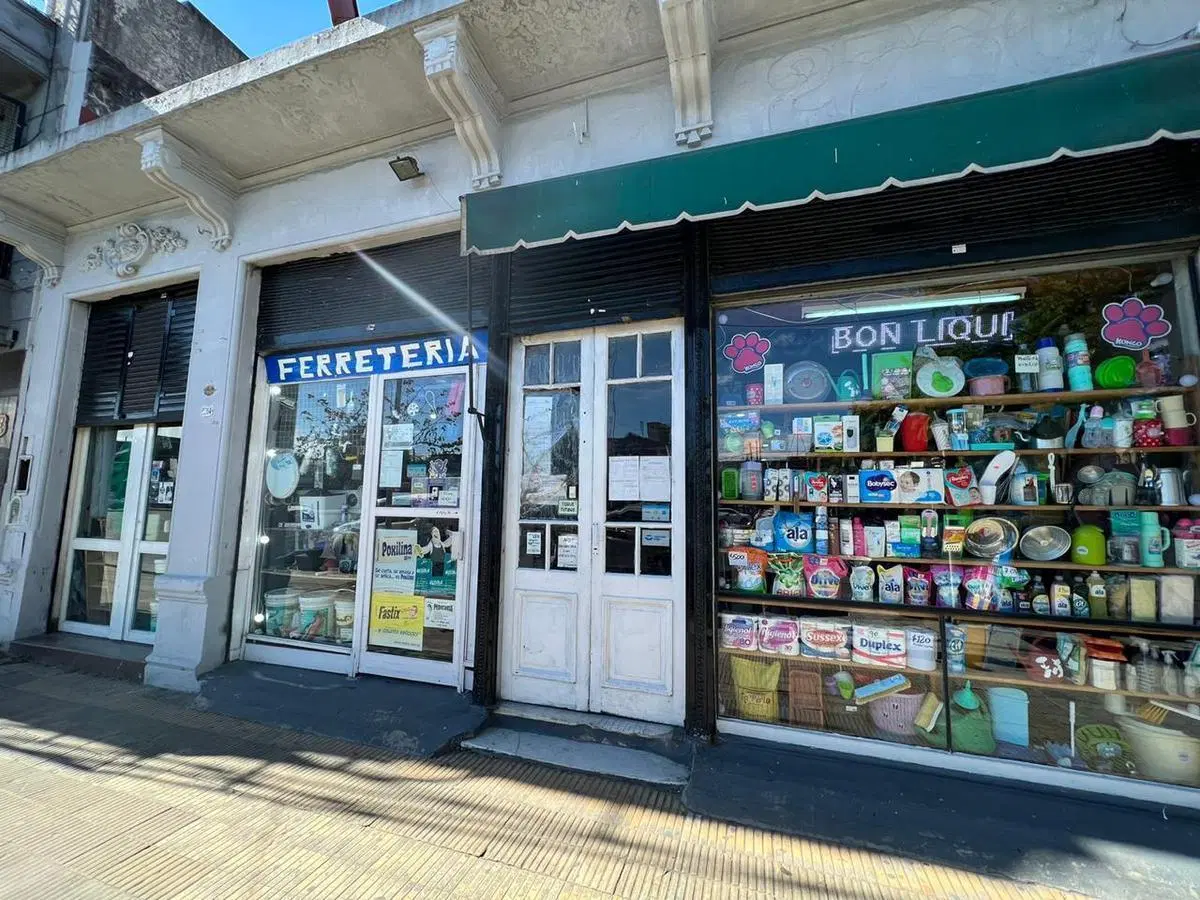 Local Comercial a la Venta en Sarandi 3