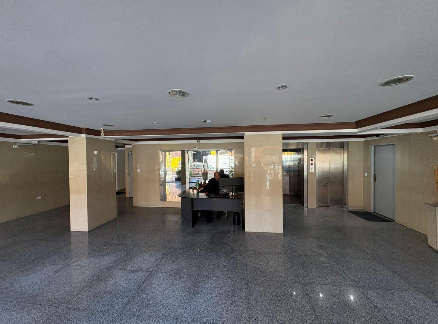 Departamento de dos ambientes en venta en Avellaneda