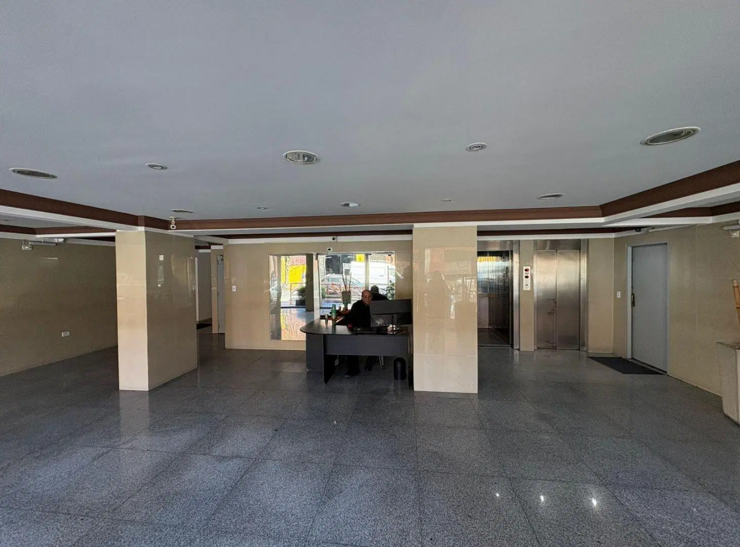 Departamento de dos ambientes en venta en Avellaneda 4