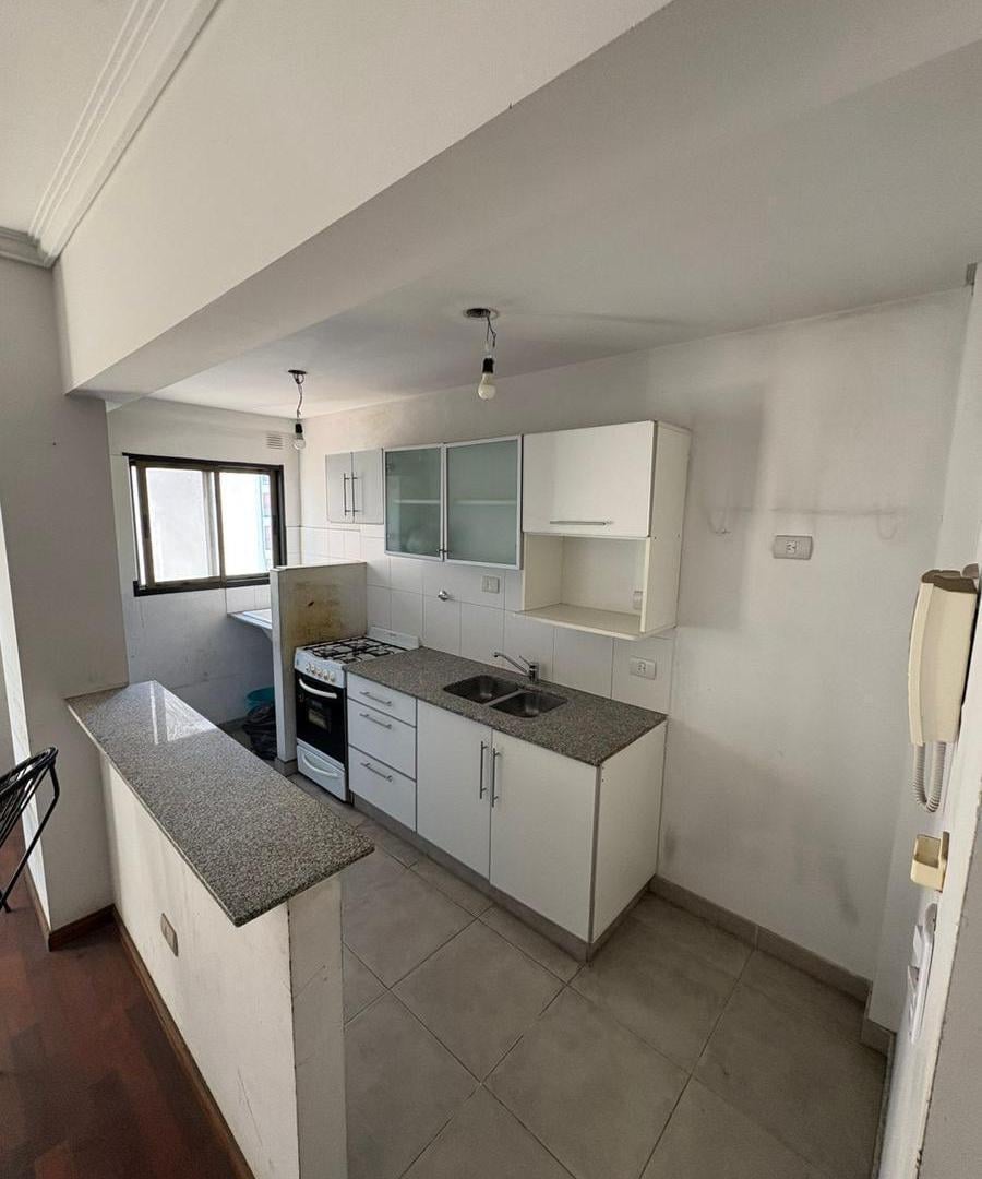 Foto de Departamento de dos ambientes en venta en Avellaneda, imagen 1