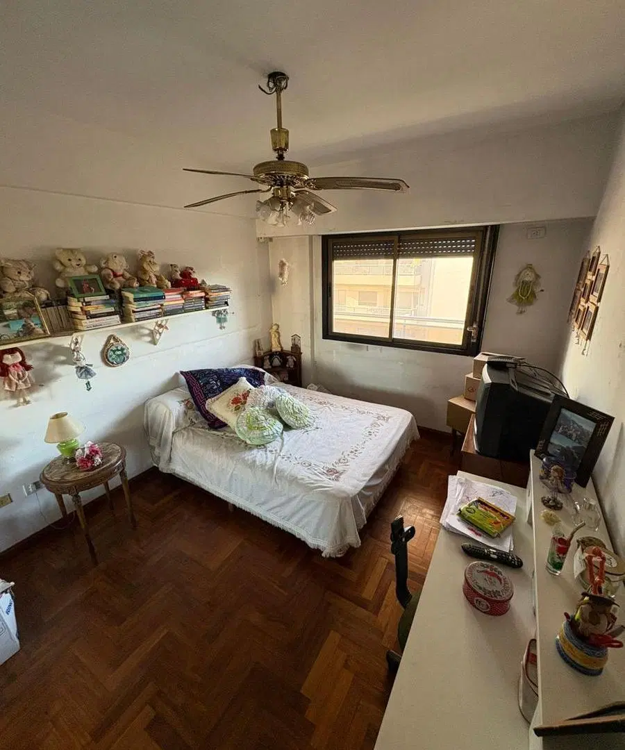 Departamento de cuatro ambientes con cochera y amenities en Venta en Avellaneda 4