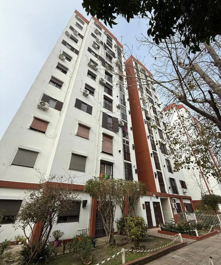 Departamento tres ambientes en venta en Wilde Apto Credito 2