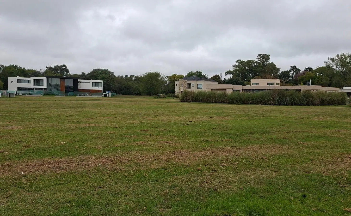 Lote de 739 m² en barrio Greenville en Berazategui Hudson en Venta 4