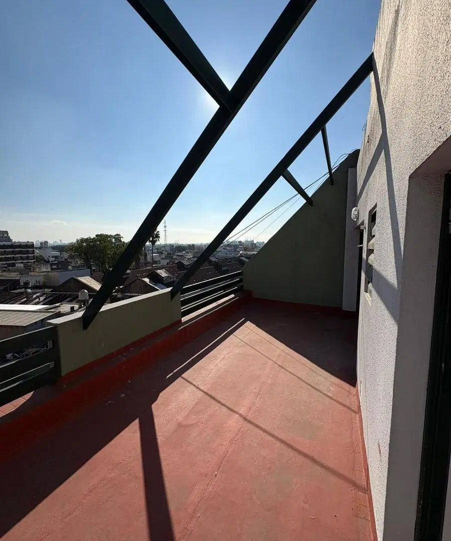 Departamento monoambiente en Alquiler en Avellaneda 4