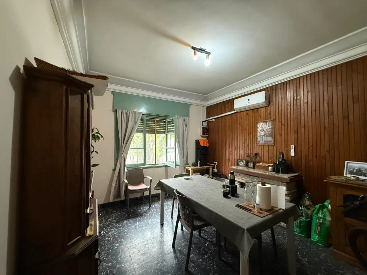 Casa tres ambientes con jardin y cochera venta Bernal Quilmes 5