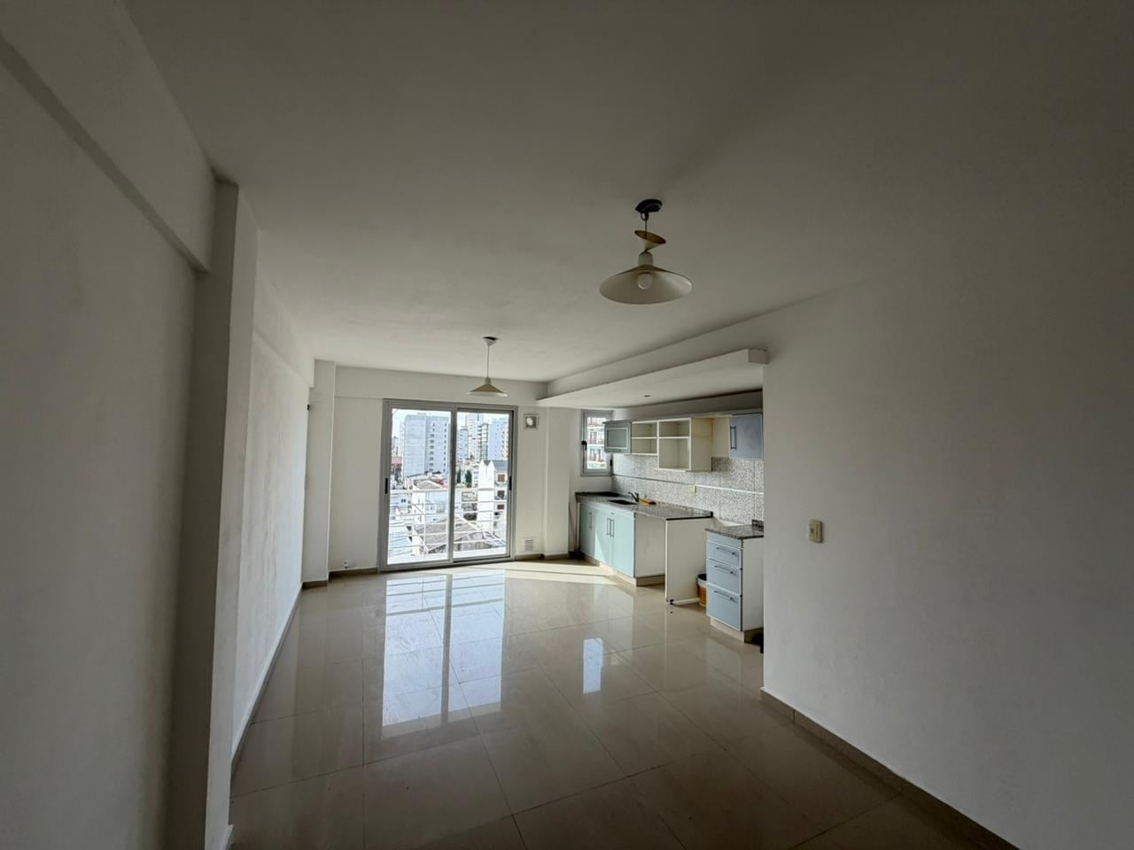 Departamento dos ambientes en Alquiler en Wilde Centro